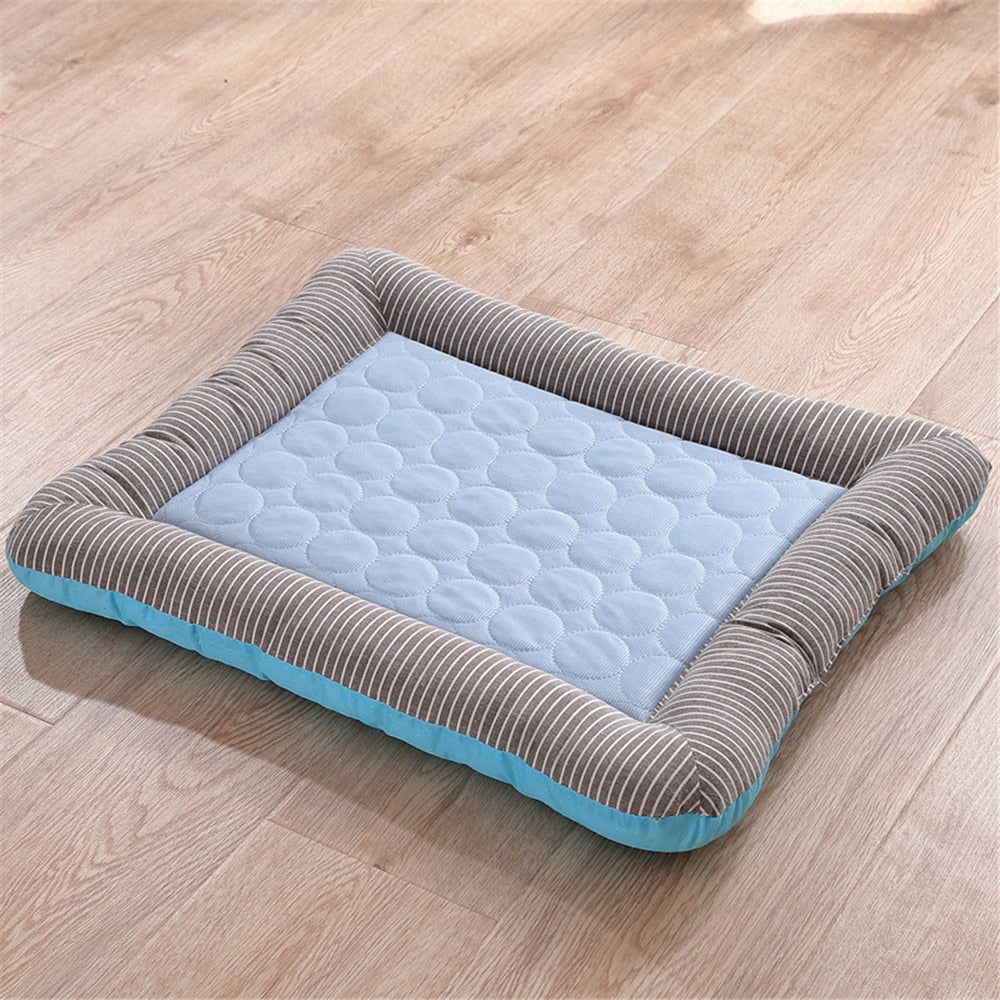 COOLING MAT WITH CUSHION